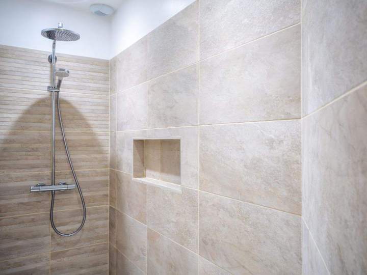 Pose de revêtements muraux qui allient style et élégance